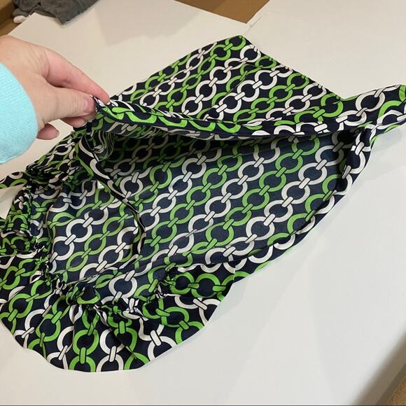 Ann Taylor Loft navy chain  print ruffle blouse side zip M - Picture 3 of 6